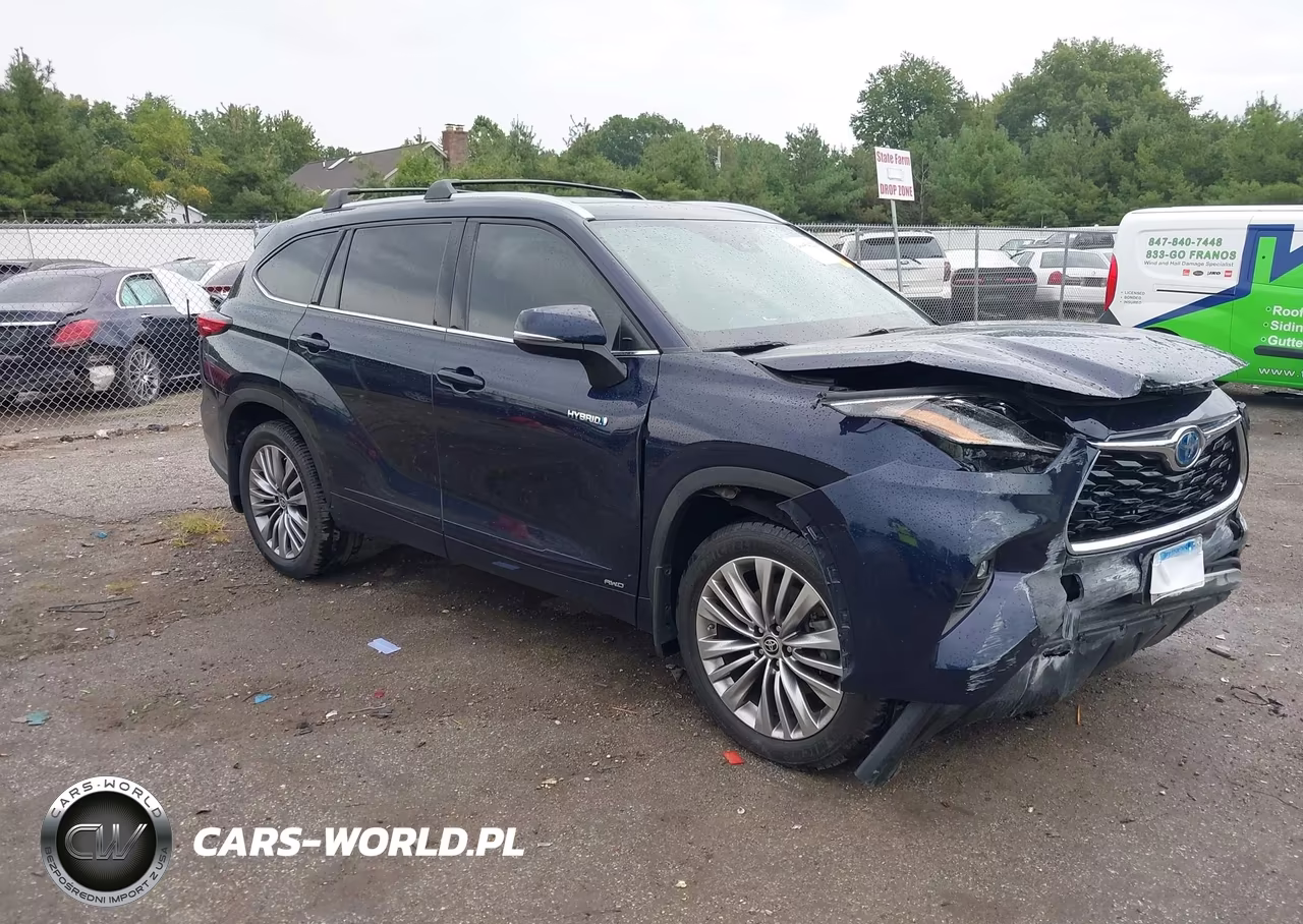 2021 Toyota Highlander Hybrid Platinum