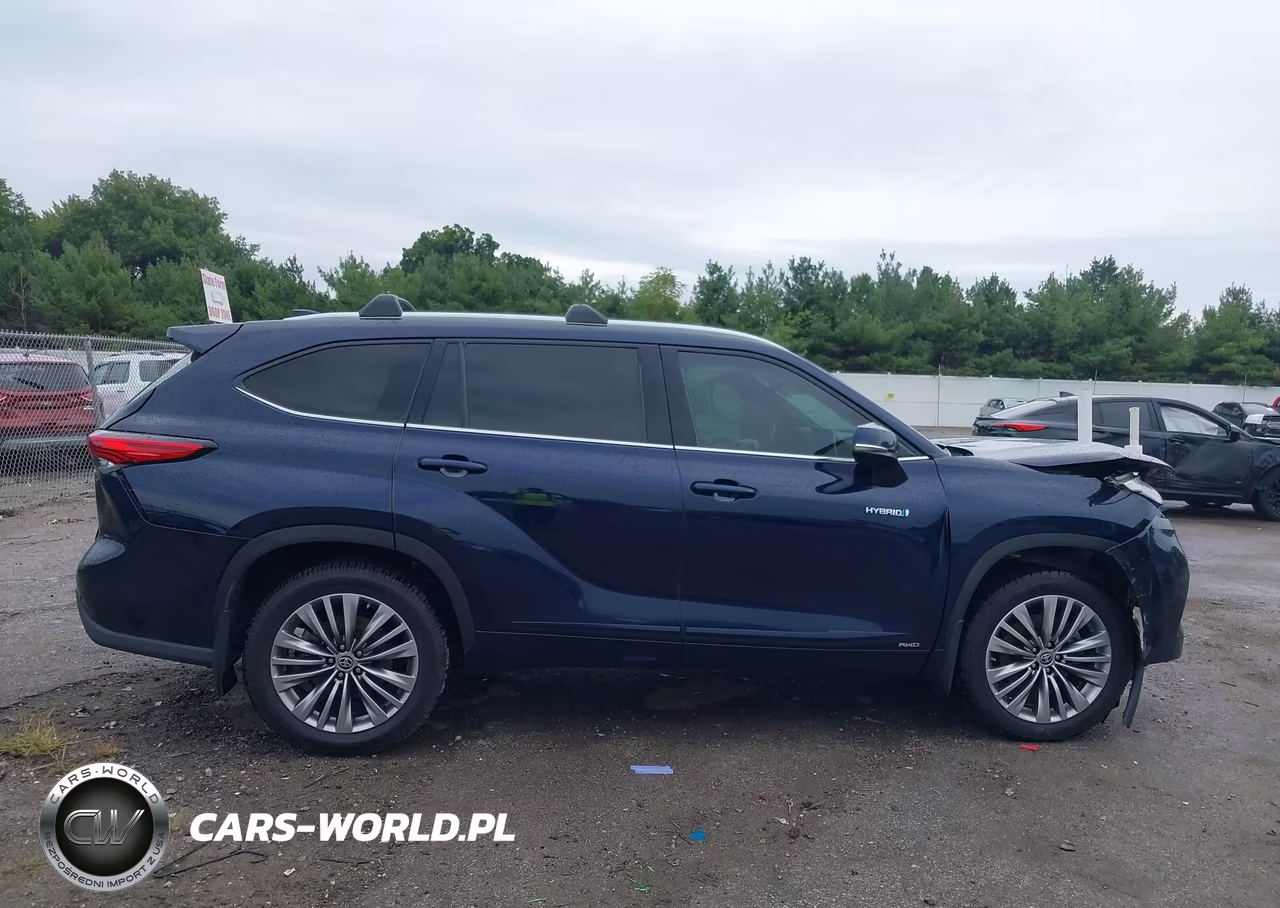 2021 Toyota Highlander Hybrid Platinum VIN:5TDEBRCH8MS020425 - 13