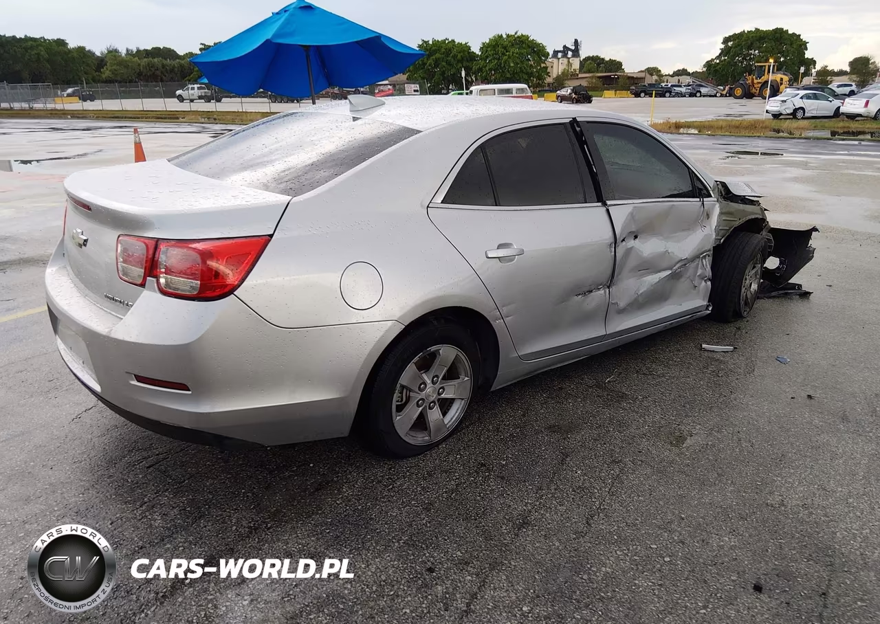 2015 Chevrolet Malibu 1Fl VIN:1G11A5SL8FF325516 - 4