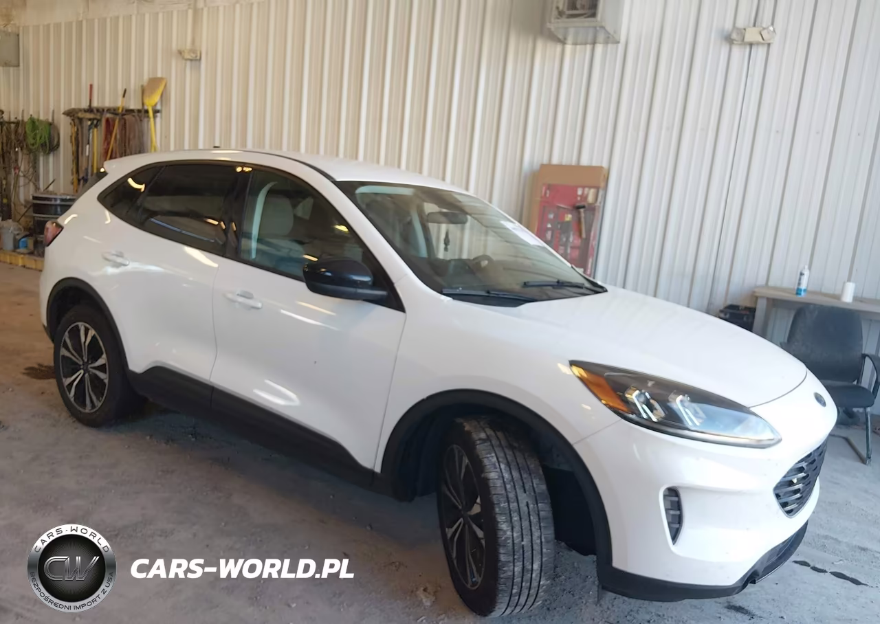 2021 Ford Escape Se