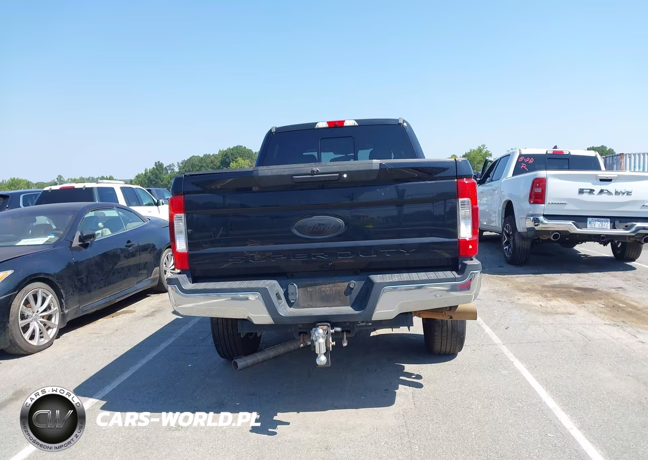2018 Ford F-250 Xl VIN:1FT7W2BT8JEC35511 - 16
