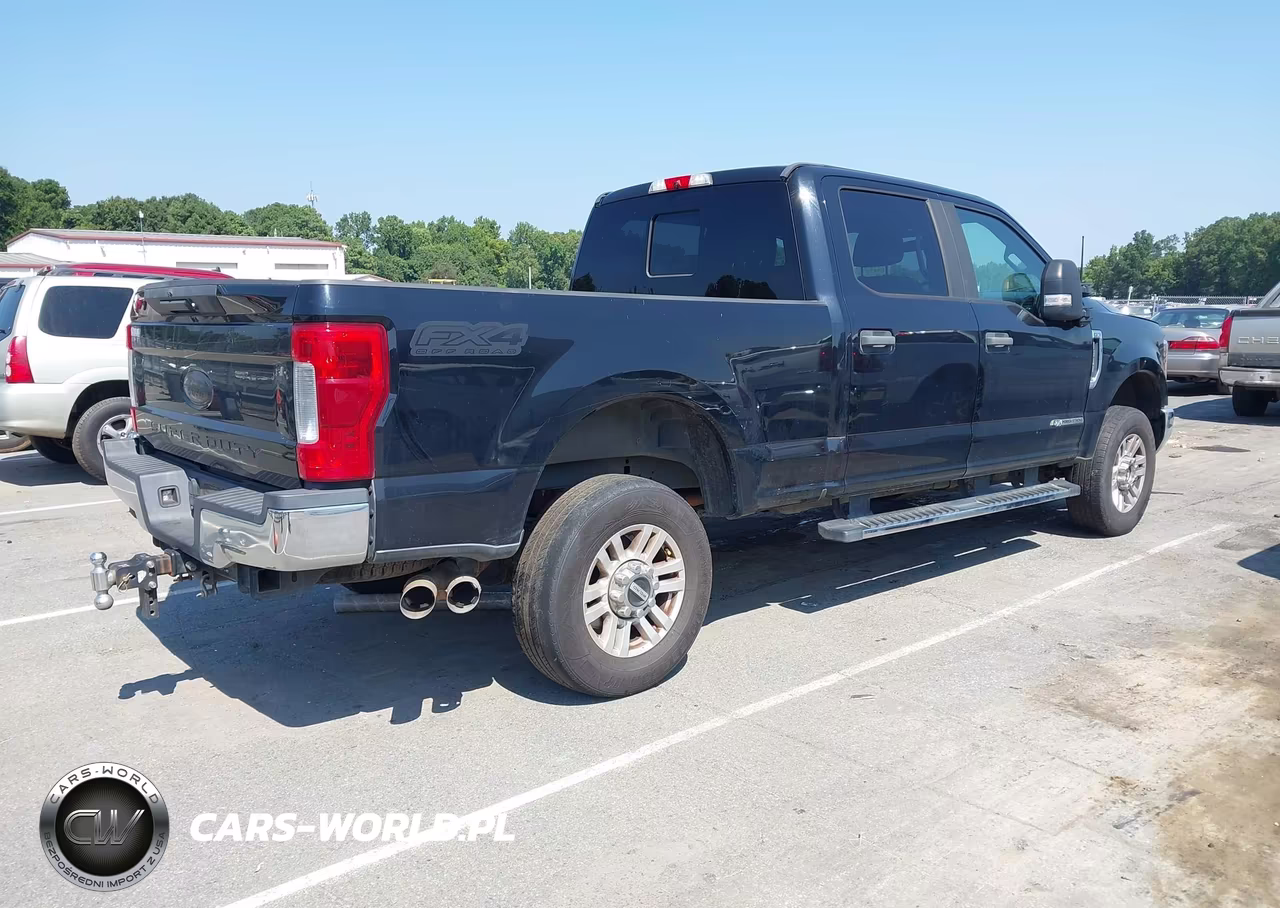2018 Ford F-250 Xl VIN:1FT7W2BT8JEC35511 - 4