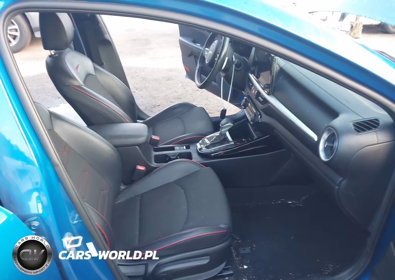 2023 Kia Forte Gt VIN:3KPF44AC2PE599211 - 5
