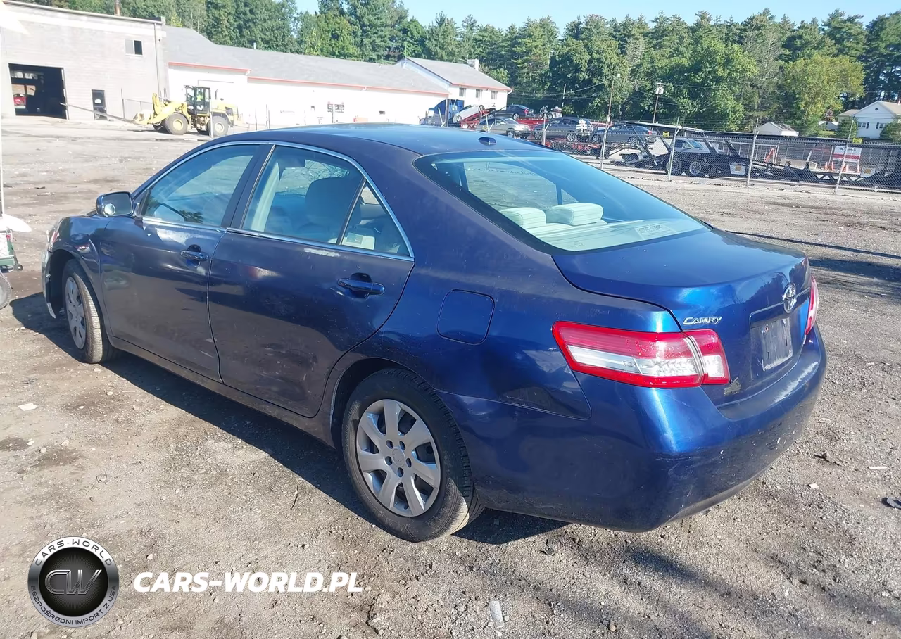 2010 Toyota Camry Le VIN:4T1BF3EK9AU568806 - 3