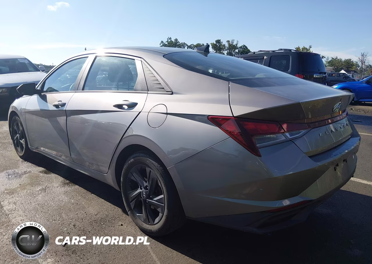 2021 Hyundai Elantra Sel VIN:KMHLS4AG7MU206744 - 3