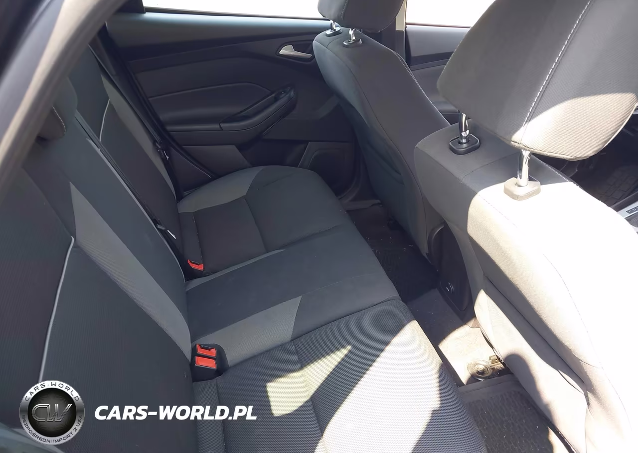 2014 Ford Focus Se VIN:1FADP3K25EL462451 - 8