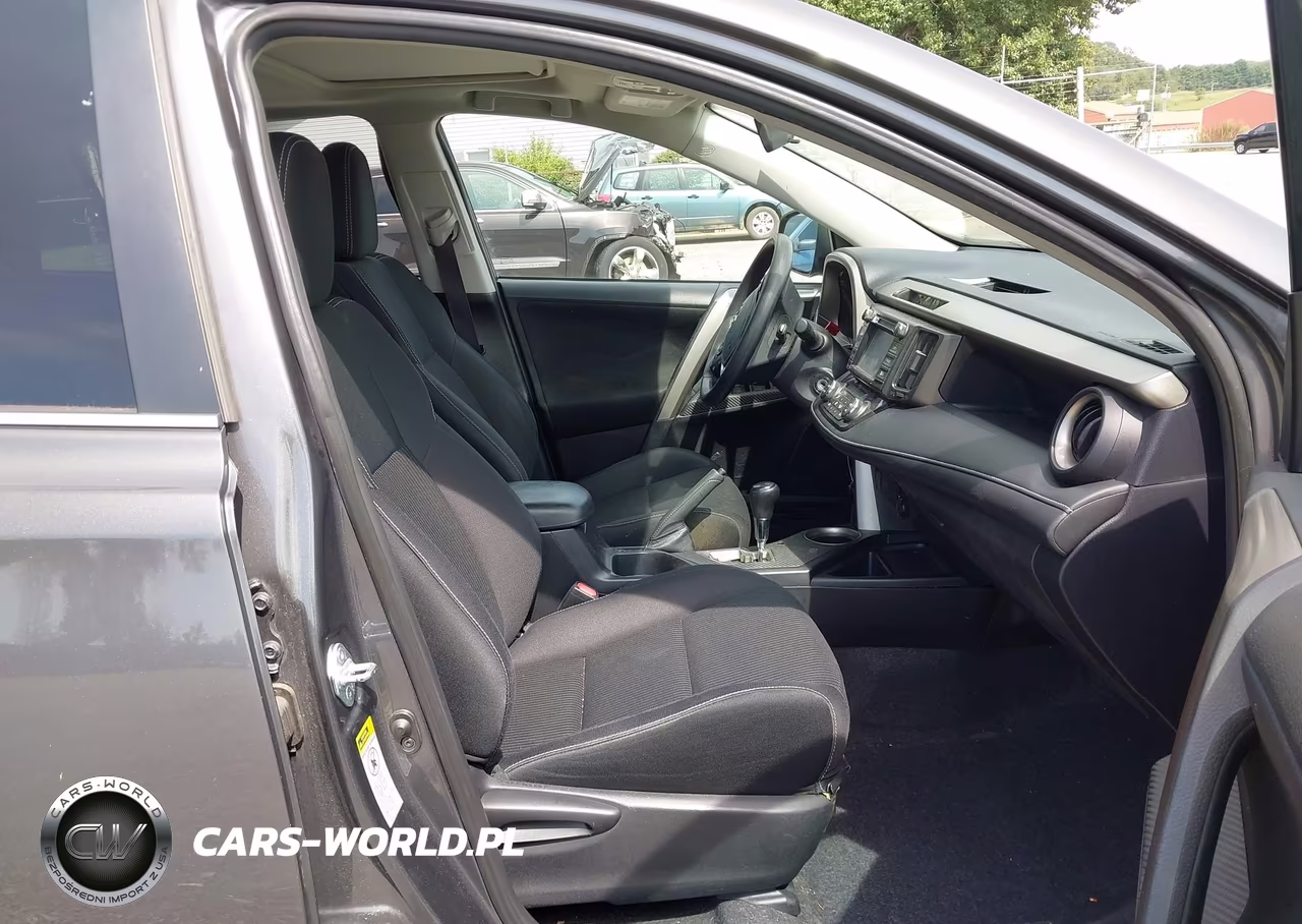 2015 Toyota Rav4 Xle VIN:2T3RFREV4FW299737 - 5