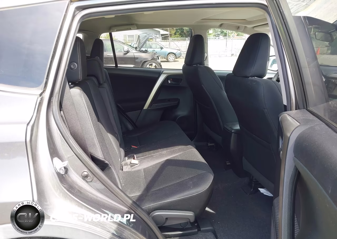 2015 Toyota Rav4 Xle VIN:2T3RFREV4FW299737 - 8