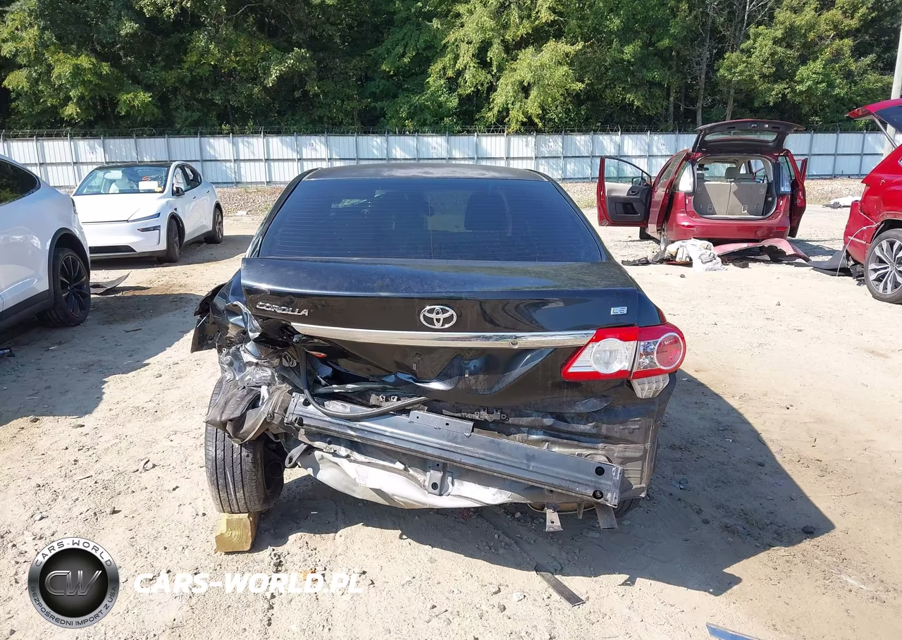 2013 Toyota Corolla Le VIN:JTDBU4EE2DJ114624 - 16