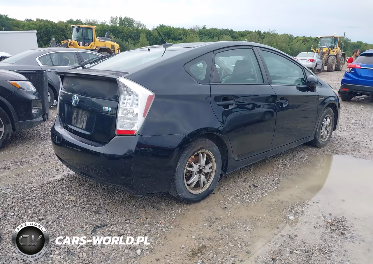 2010 Toyota Prius Iii VIN:JTDKN3DU3A0179239 - 4