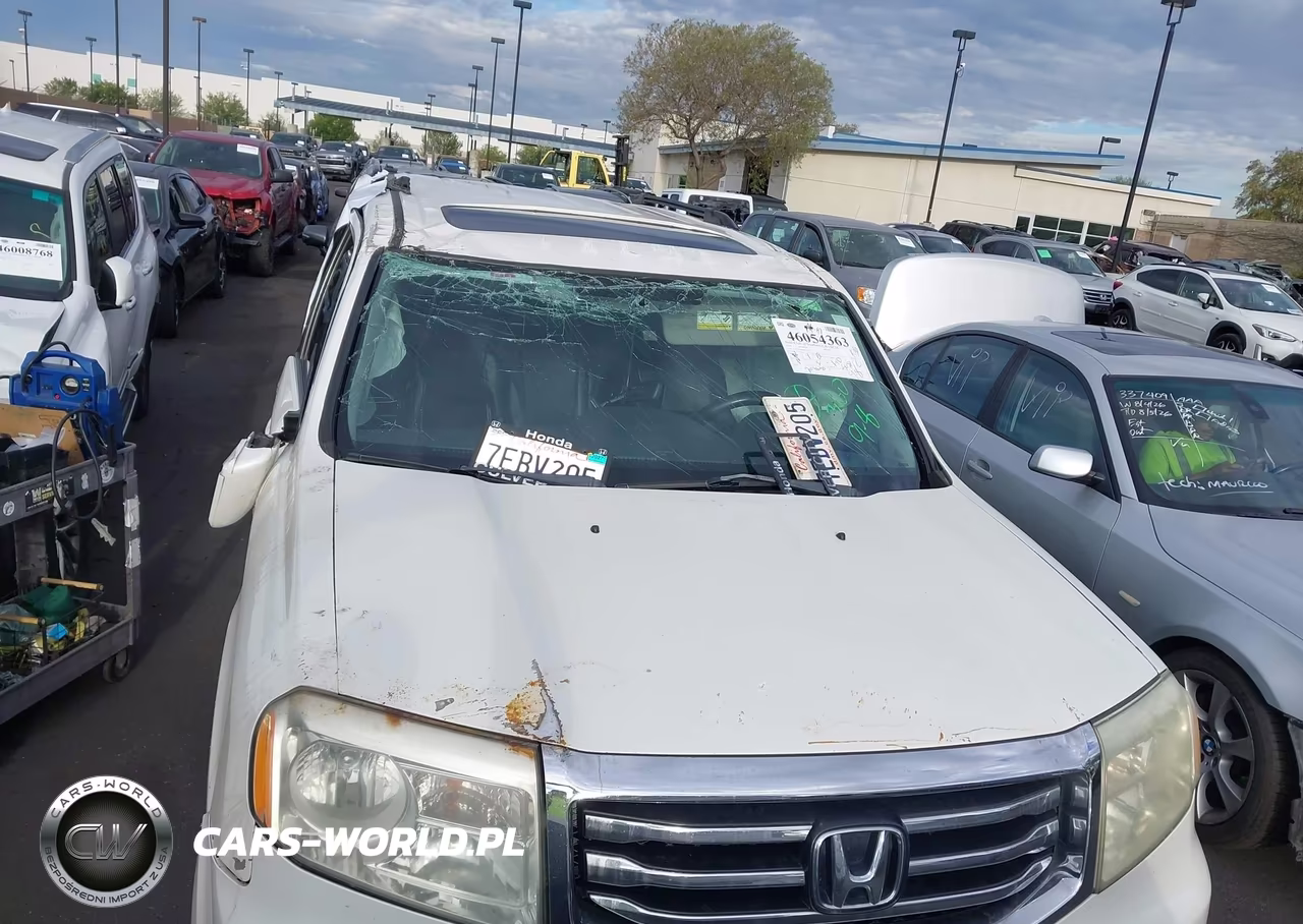 2014 Honda Pilot Touring VIN:5FNYF3H92EB011712 - 12