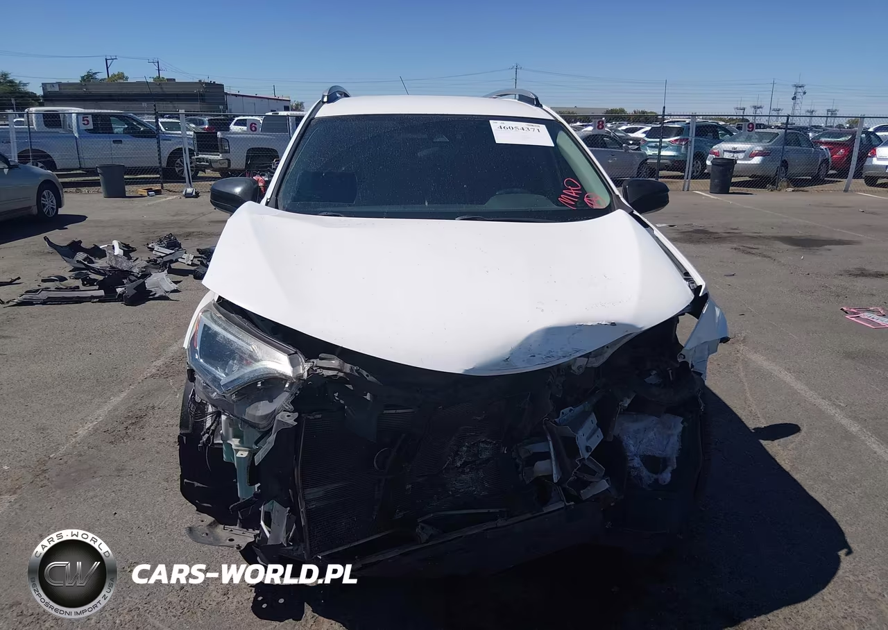 2018 Toyota Rav4 Le VIN:2T3BFREV8JW740425 - 13