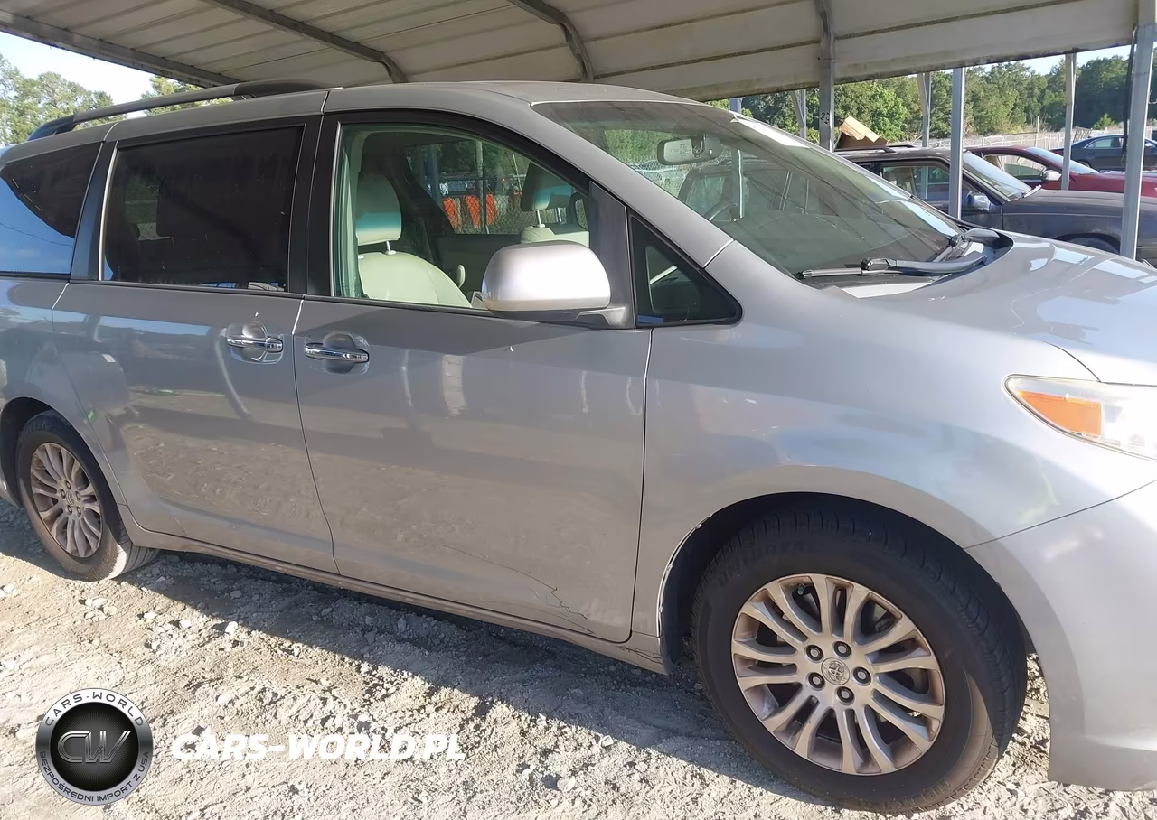 2015 Toyota Sienna Xle Premium 8 Passenger VIN:5TDYK3DC3FS633892 - 13