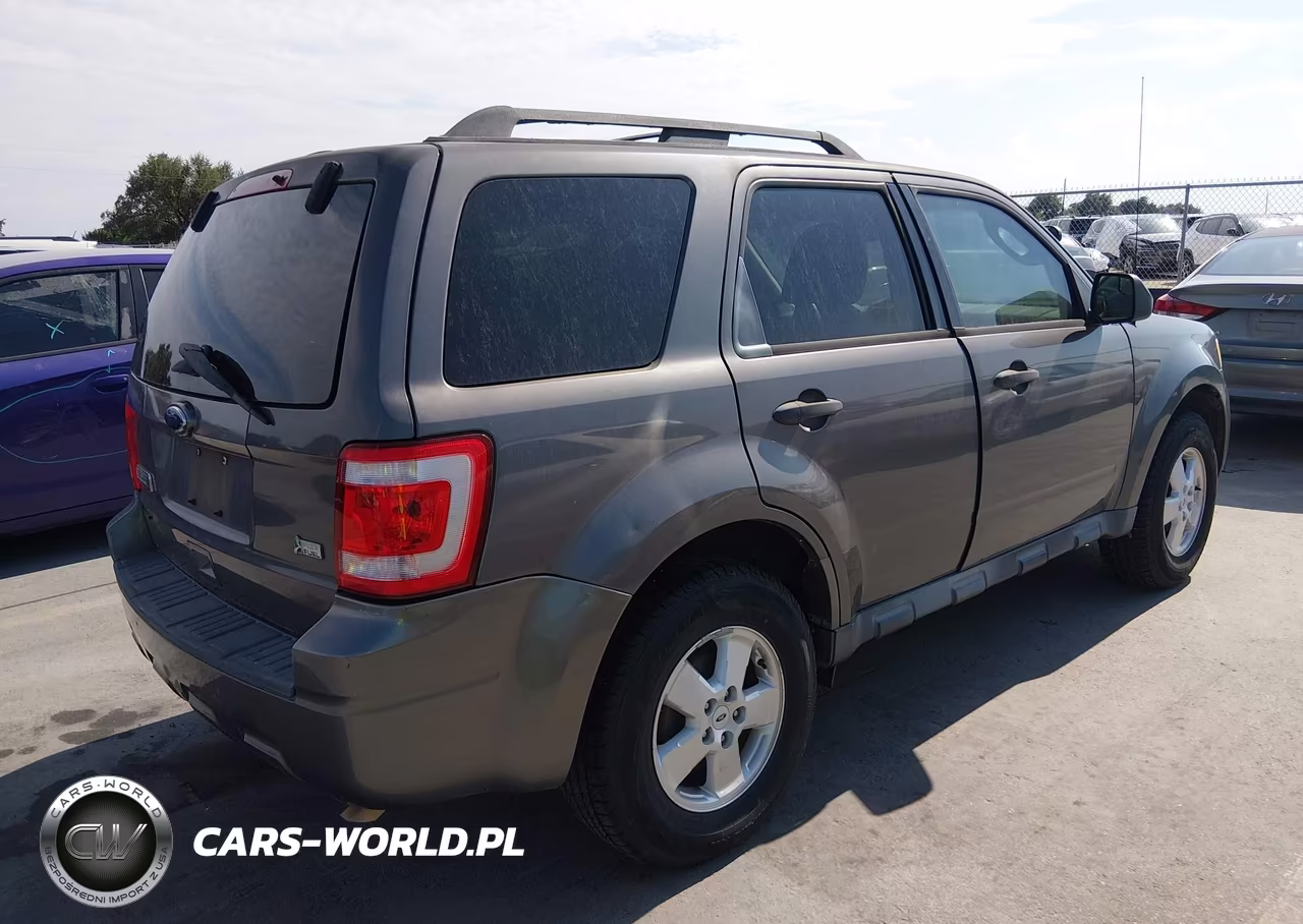 2011 Ford Escape Xlt VIN:1FMCU0DG0BKC71068 - 4