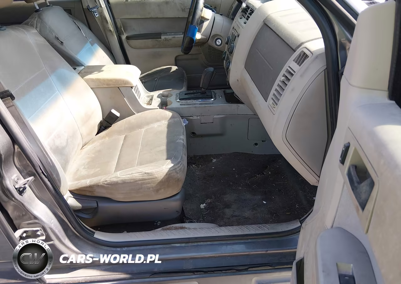 2011 Ford Escape Xlt VIN:1FMCU0DG0BKC71068 - 5