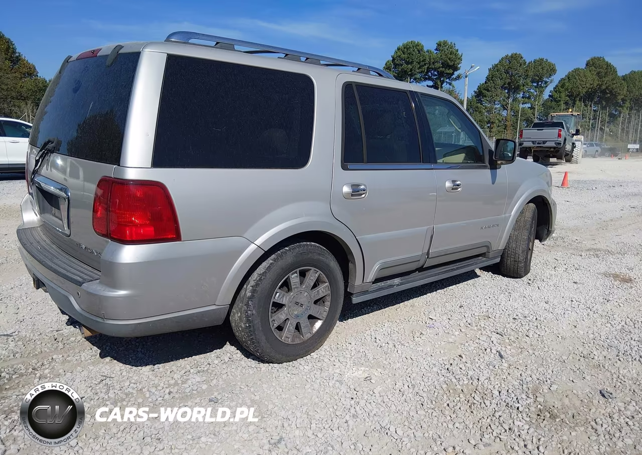 2003 Lincoln Navigator VIN:5LMFU27RX3LJ40146 - 4