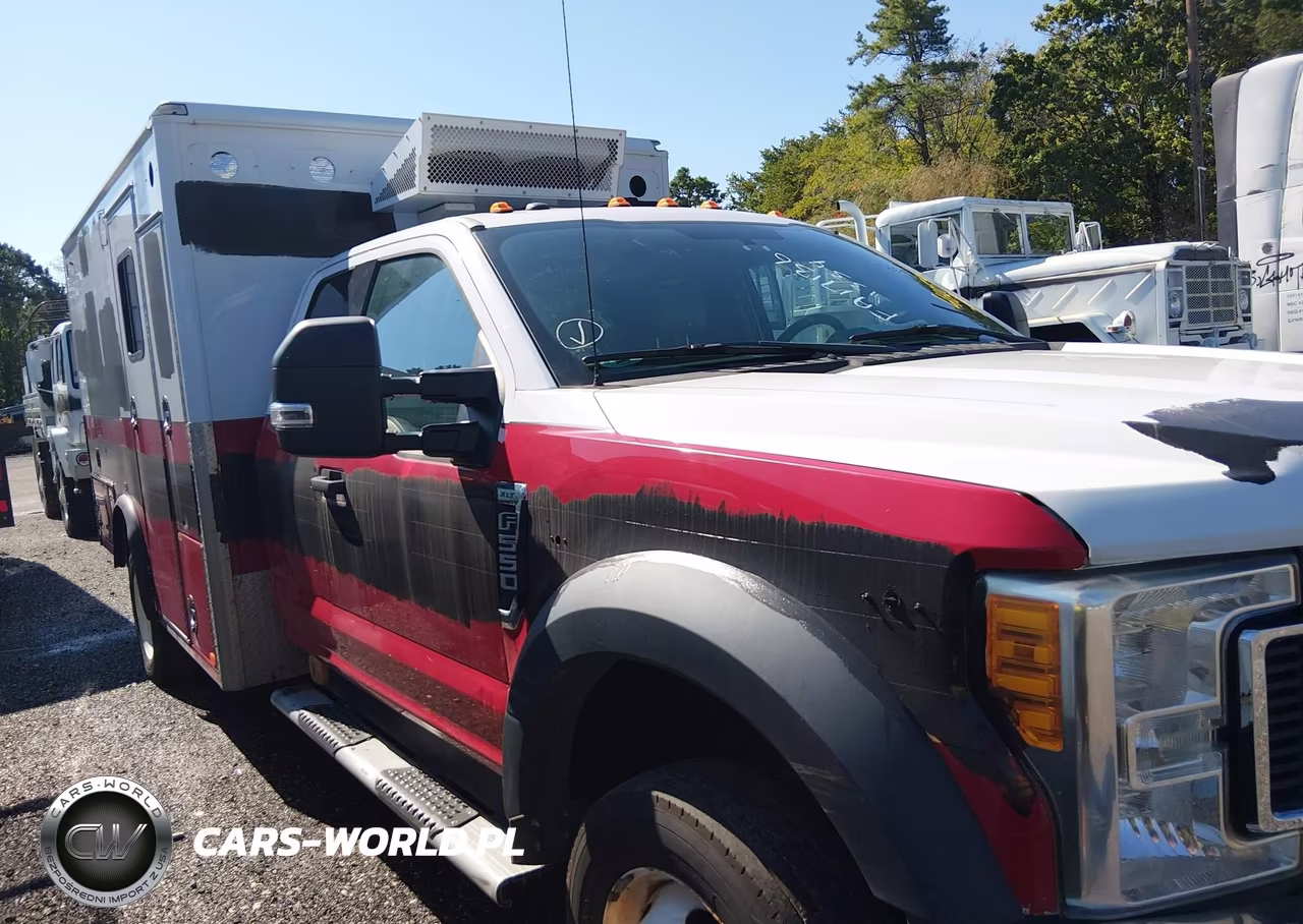 2017 Ford F550 Super Duty VIN:1FD0X5HT9HED73071 - 13
