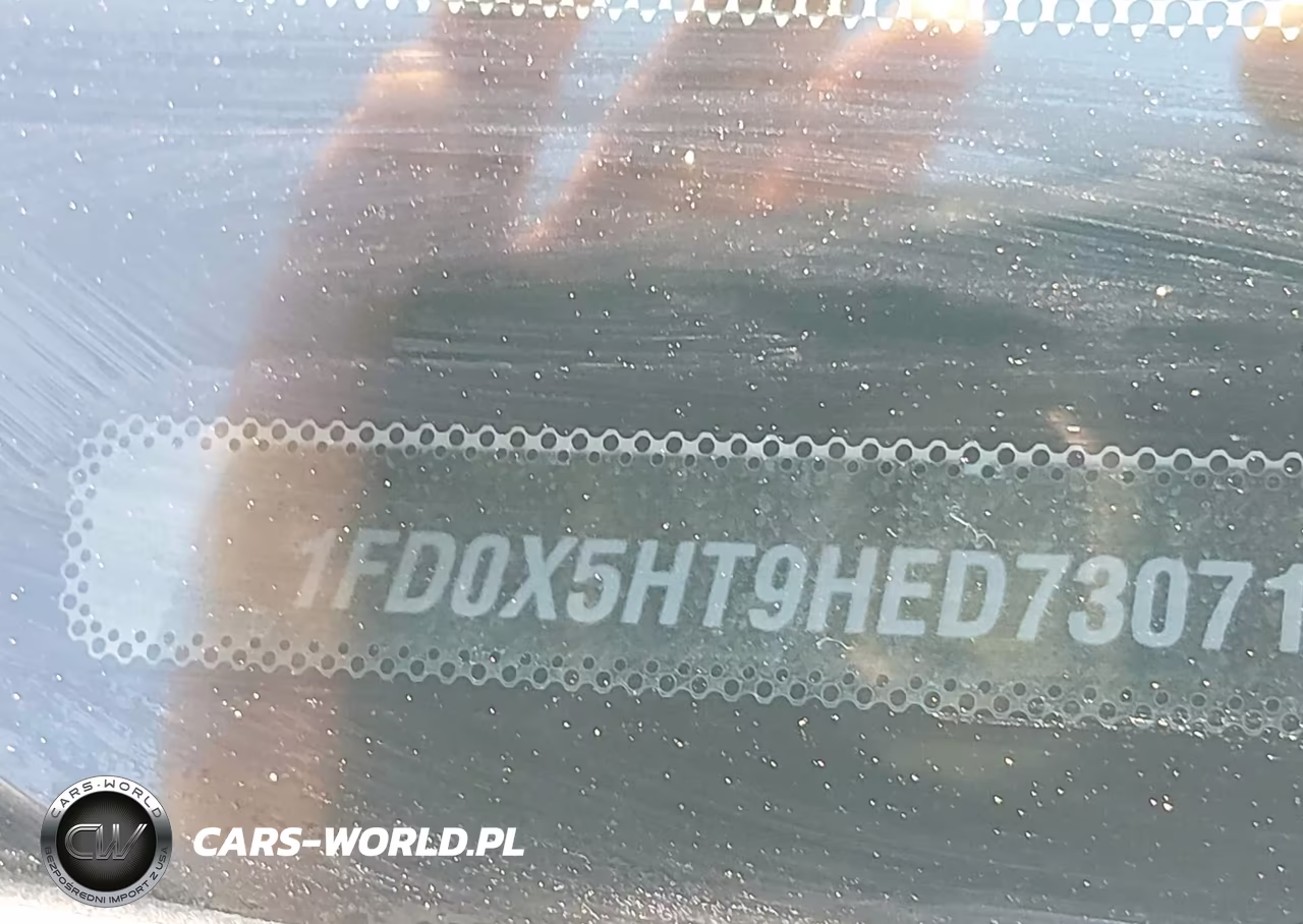 2017 Ford F550 Super Duty VIN:1FD0X5HT9HED73071 - 8