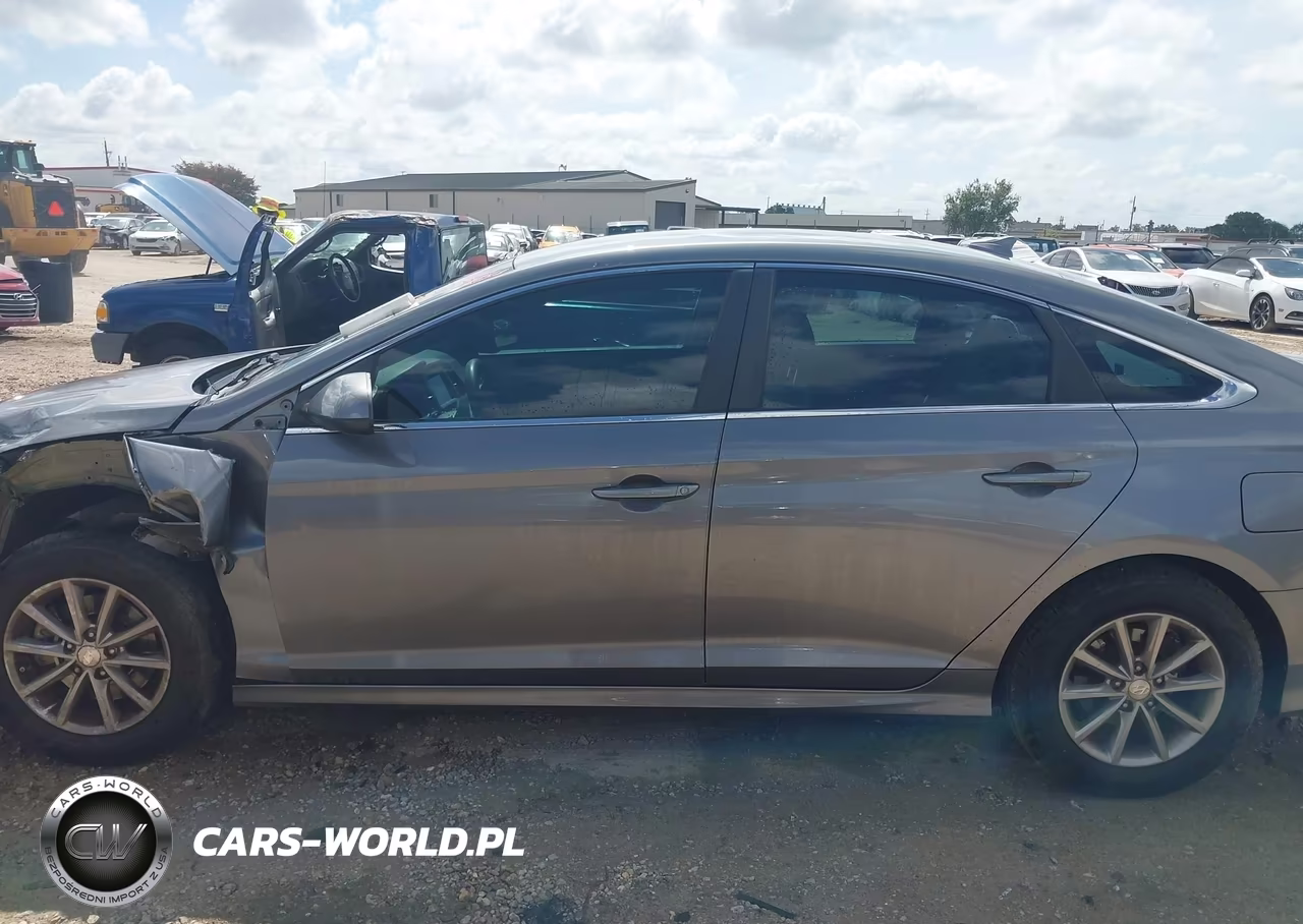 2018 Hyundai Sonata Se VIN:5NPE24AF0JH675992 - 14