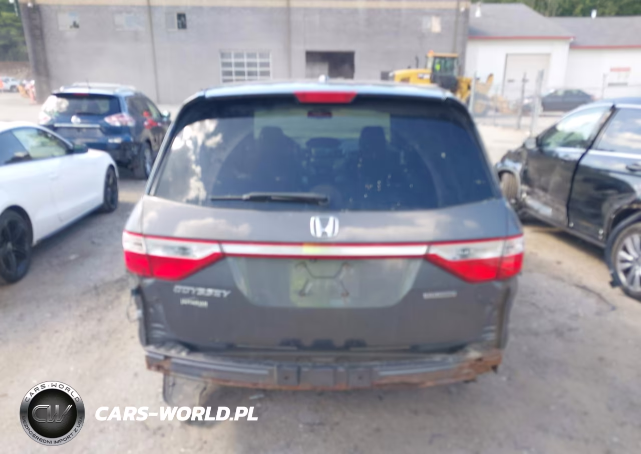 2013 Honda Odyssey Touring-Touring Elite VIN:5FNRL5H93DB008275 - 16