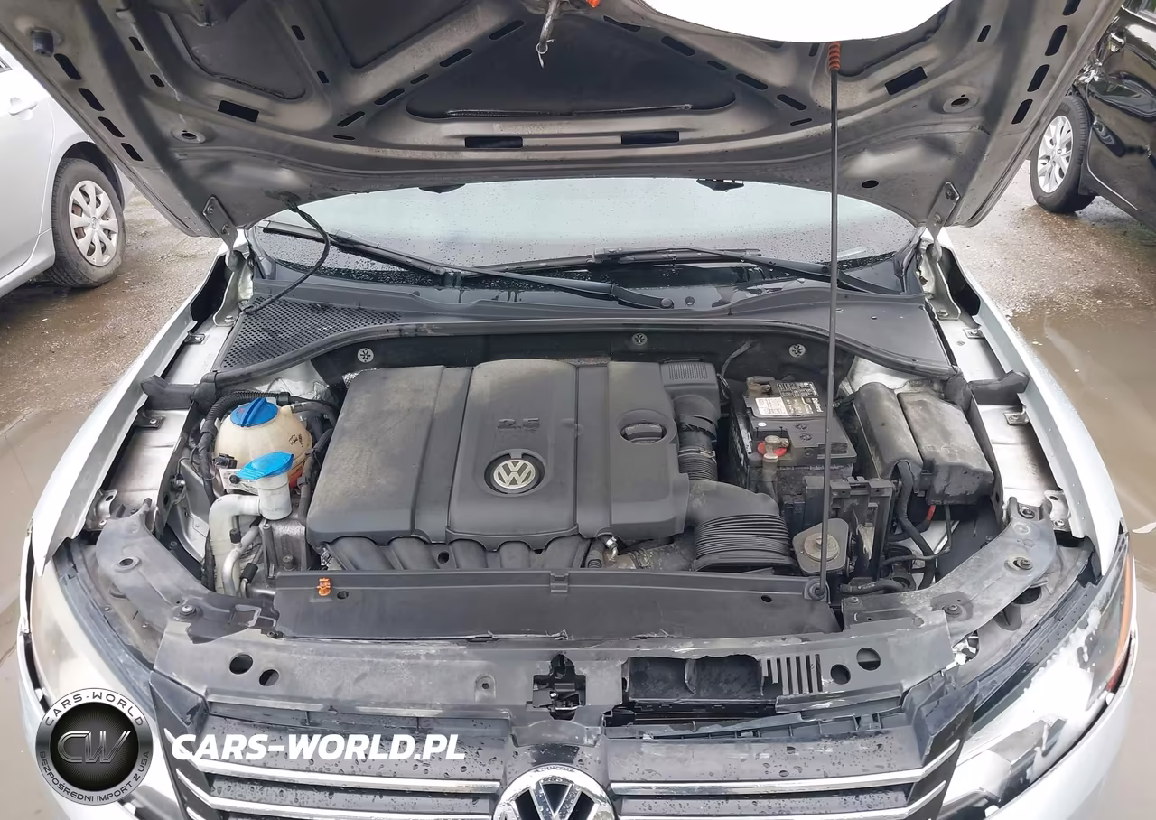 2012 Volkswagen Passat 2.5L Se VIN:1VWBH7A35CC059967 - 10