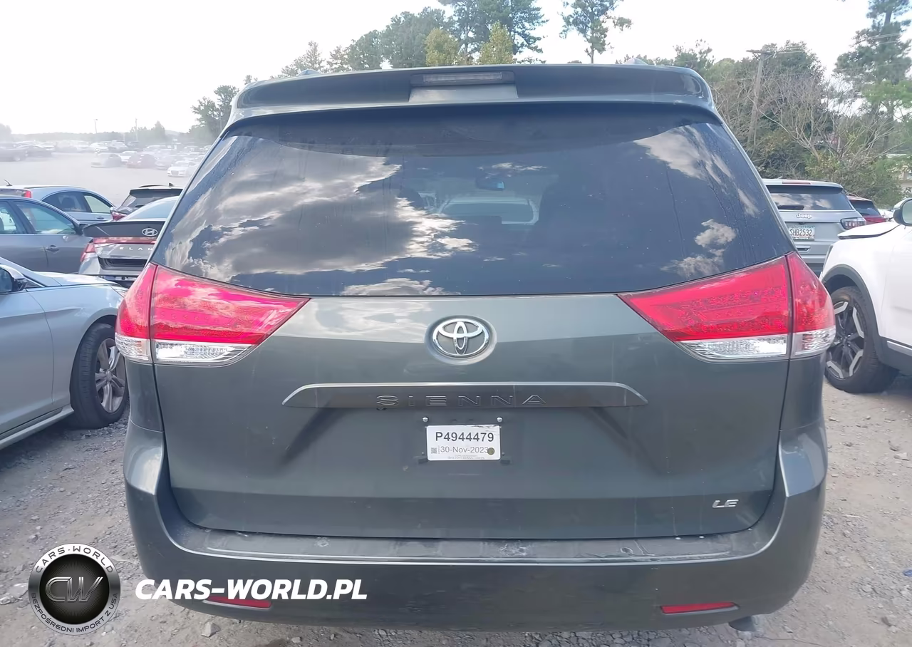 2013 Toyota Sienna Le V6 8 Passenger VIN:5TDKK3DC9DS346091 - 16