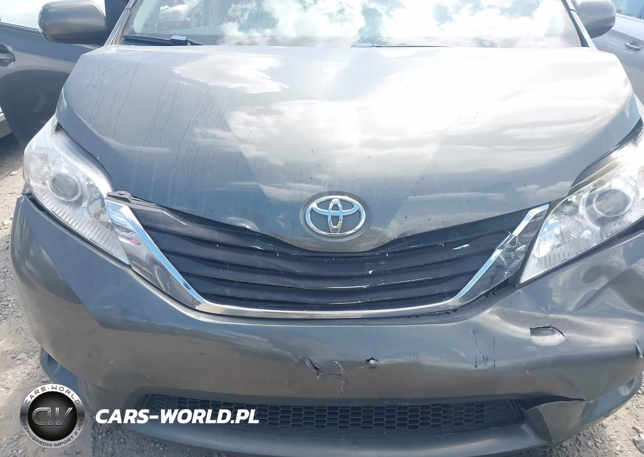 2013 Toyota Sienna Le V6 8 Passenger VIN:5TDKK3DC9DS346091 - 6
