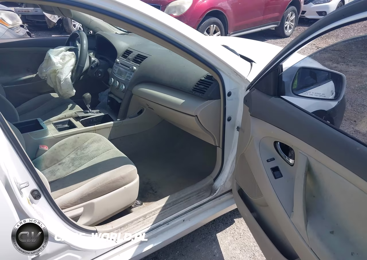 2008 Toyota Camry Le VIN:4T1BE46KX8U756218 - 5