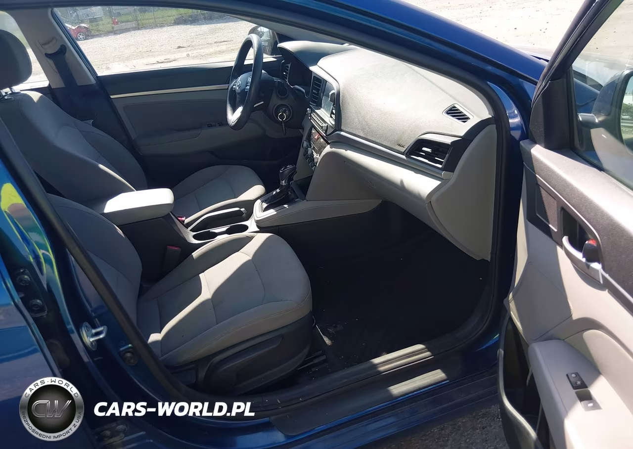 2020 Hyundai Elantra Sel VIN:5NPD84LF2LH624133 - 5