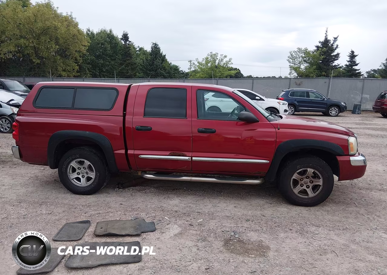 2007 Dodge Dakota Laramie VIN:1D7HW58P87S270677 - 13