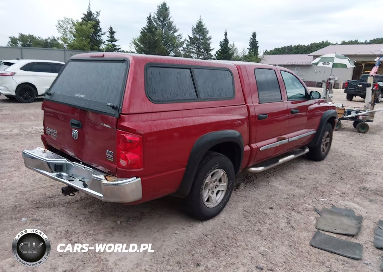 2007 Dodge Dakota Laramie VIN:1D7HW58P87S270677 - 4