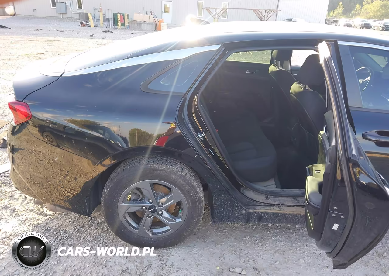 2023 Kia K5 Lxs VIN:5XXG14J24PG217093 - 8