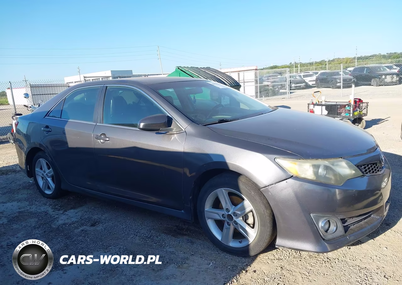 2014 Toyota Camry Se VIN:4T1BF1FK3EU308765 - 13