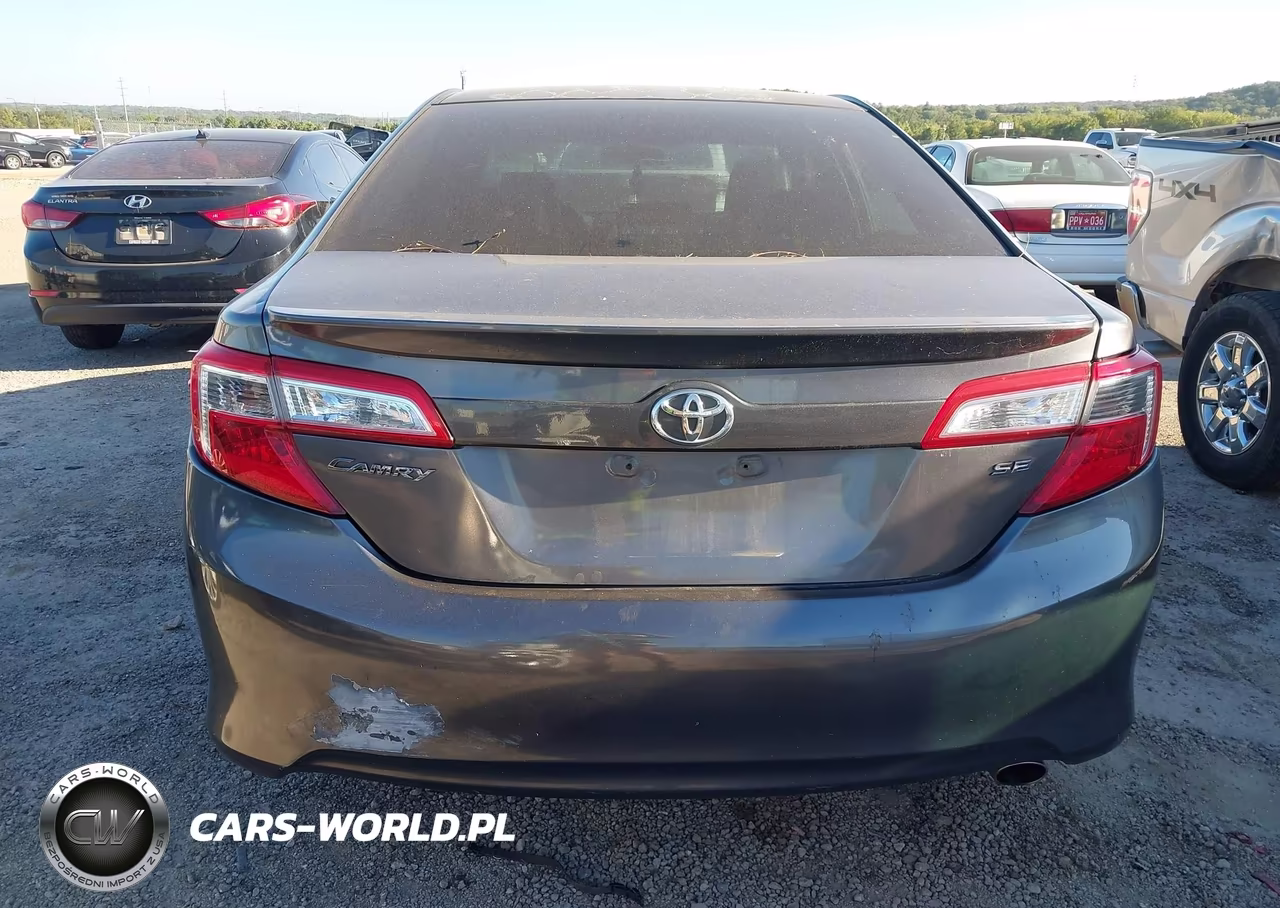 2014 Toyota Camry Se VIN:4T1BF1FK3EU308765 - 16