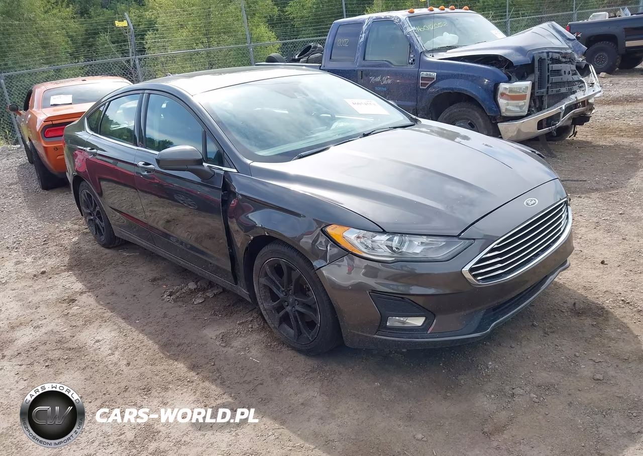 2019 Ford Fusion Se – zdjęcie 1 z 16