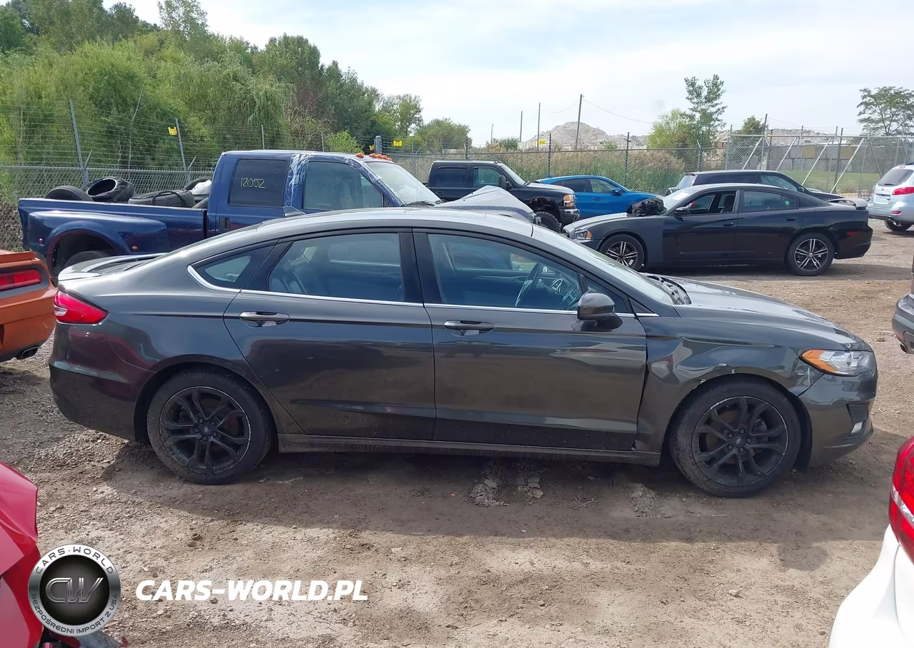 2019 Ford Fusion Se VIN:3FA6P0HD2KR119349 - 13