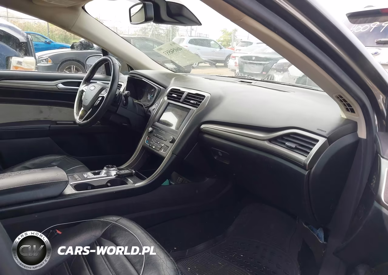 2019 Ford Fusion Se VIN:3FA6P0HD2KR119349 - 5