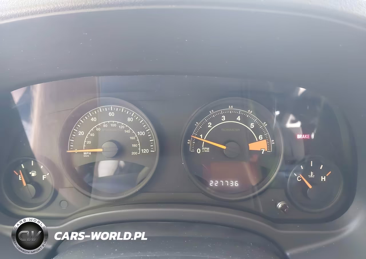 2015 Jeep Patriot Sport VIN:1C4NJPBAXFD401963 - 7