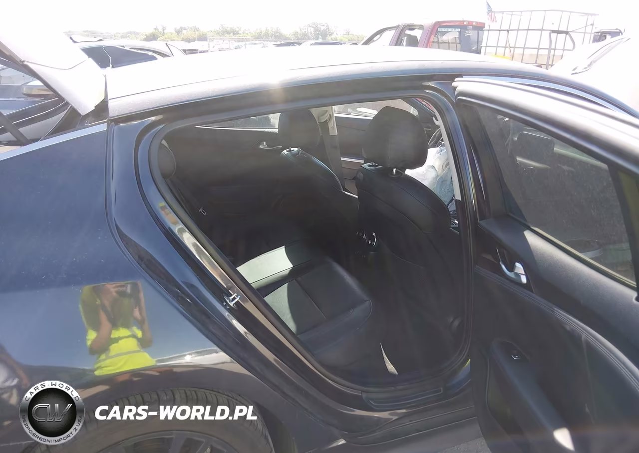 2019 Kia Stinger VIN:KNAE15LA2K6066082 - 8