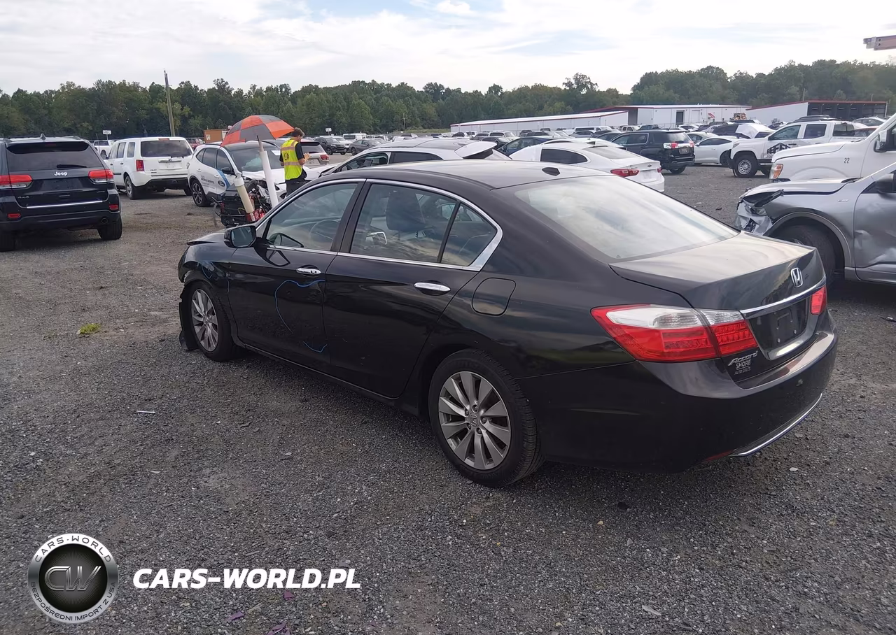 2015 Honda Accord Ex-L VIN:1HGCR2F81FA150702 - 3