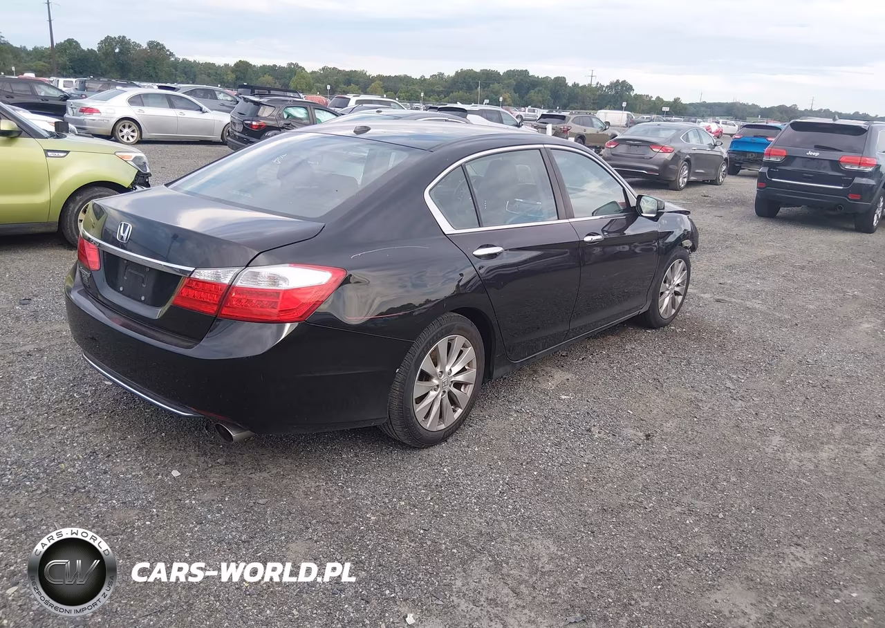 2015 Honda Accord Ex-L VIN:1HGCR2F81FA150702 - 4