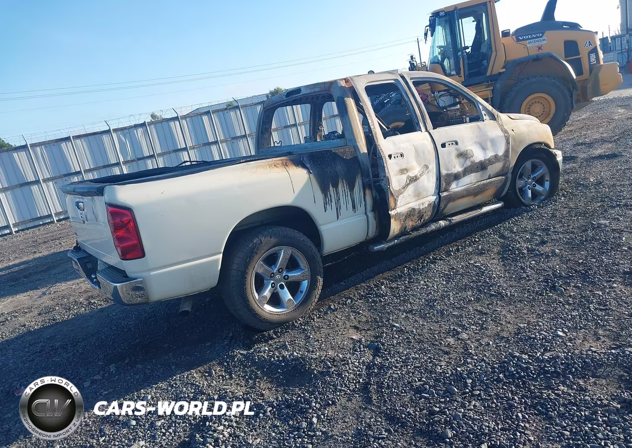 2007 Dodge Ram 1500 Slt VIN:1D7HA18P37J613084 - 4
