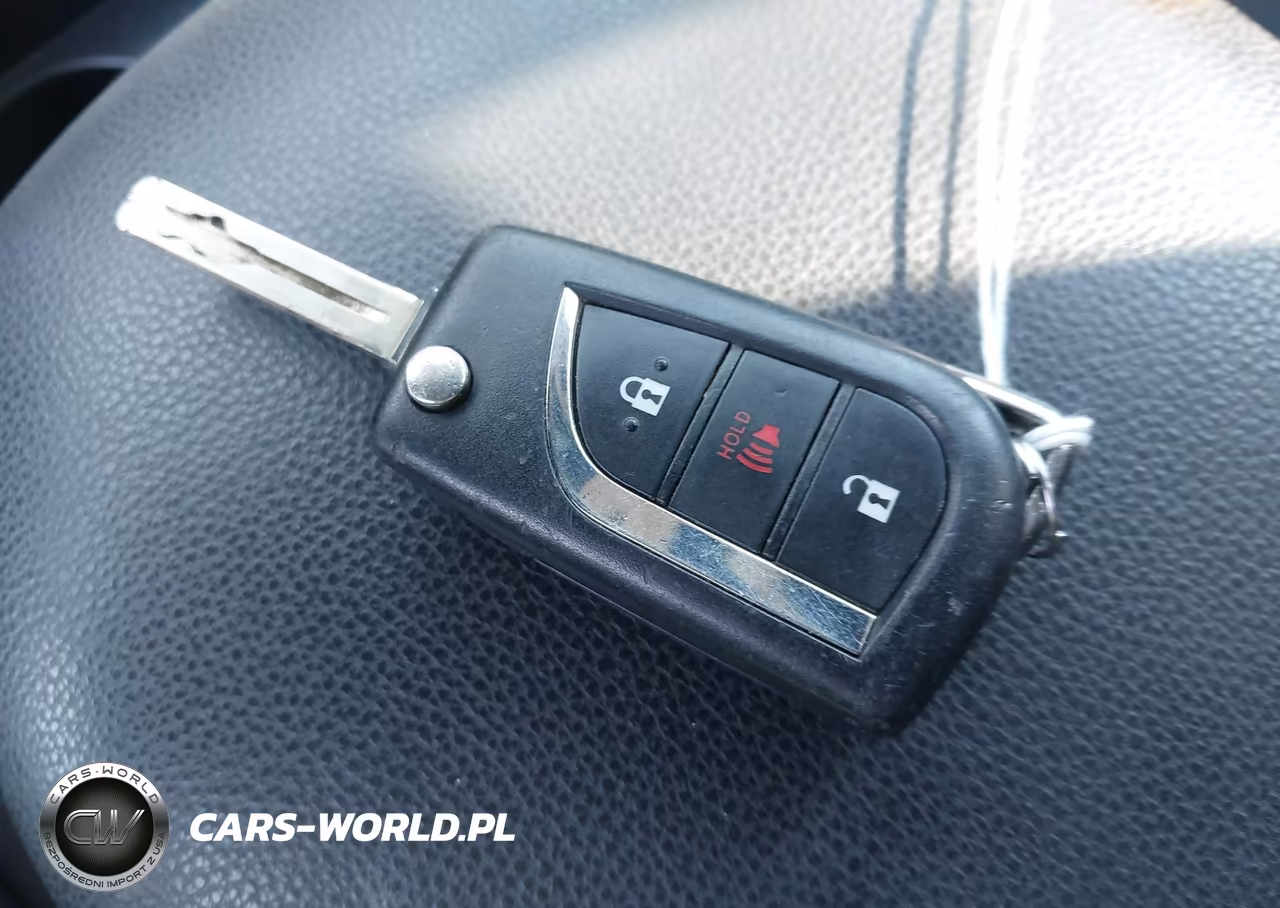 2021 Toyota Rav4 Hybrid Le VIN:2T3MWRFV8MW126017 - 11