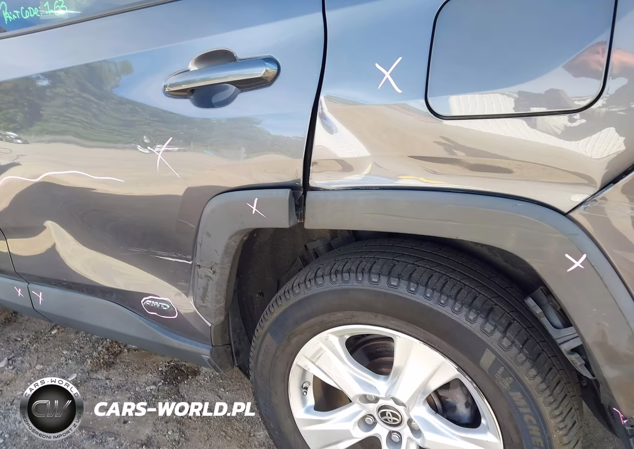 2021 Toyota Rav4 Hybrid Le VIN:2T3MWRFV8MW126017 - 19