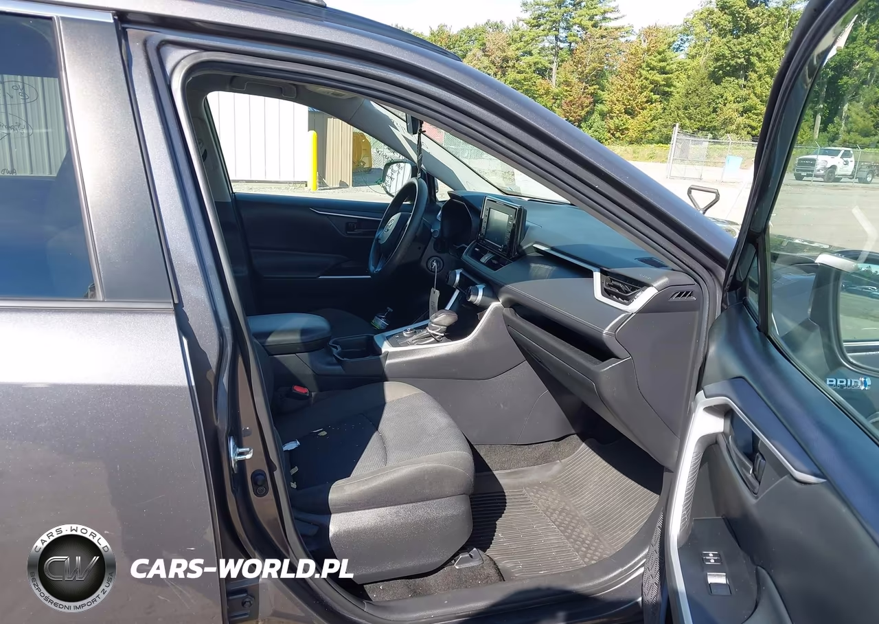 2021 Toyota Rav4 Hybrid Le VIN:2T3MWRFV8MW126017 - 5