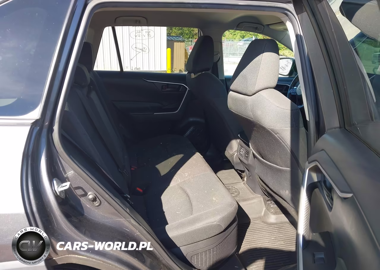 2021 Toyota Rav4 Hybrid Le VIN:2T3MWRFV8MW126017 - 8