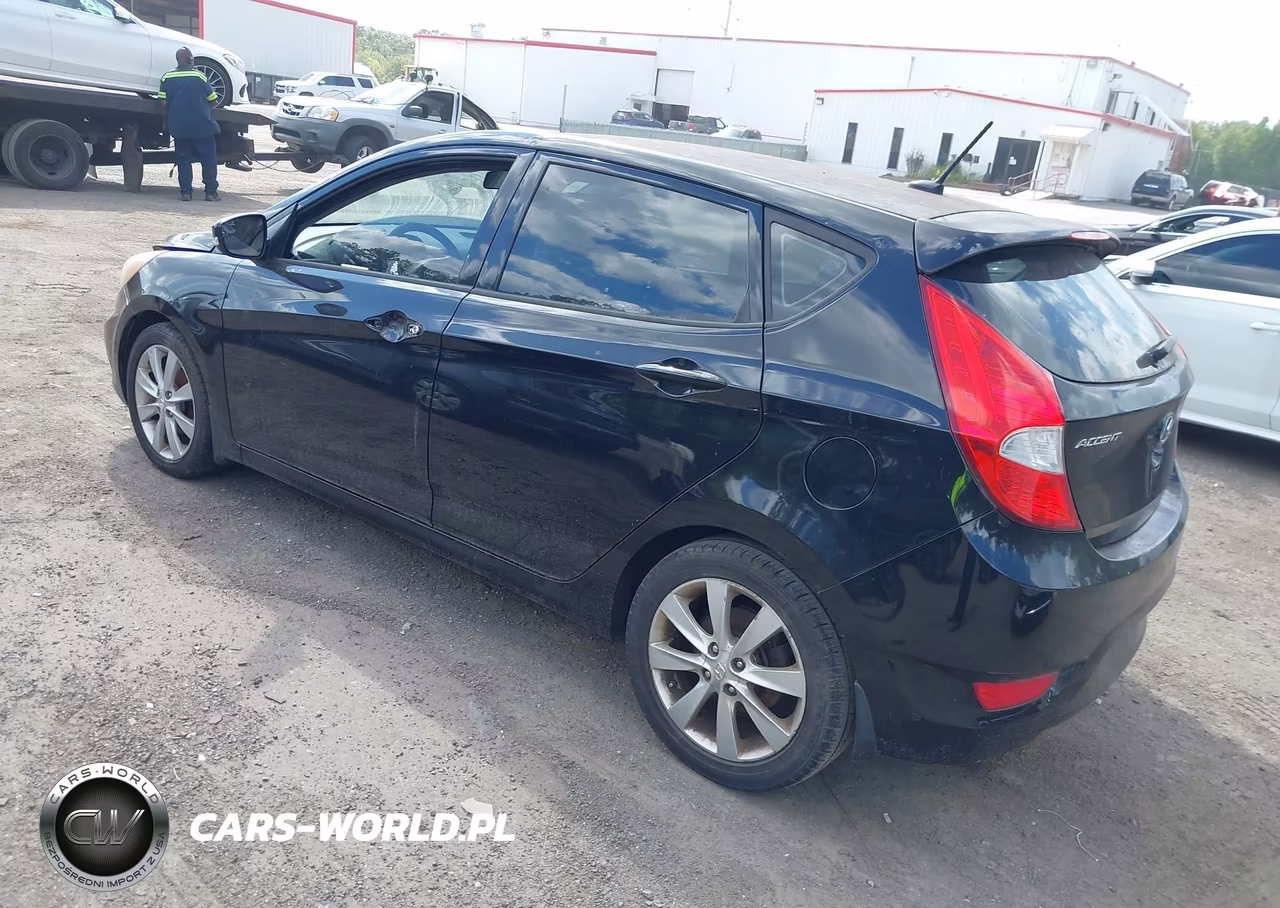 2014 Hyundai Accent Se VIN:KMHCU5AE6EU145905 - 3