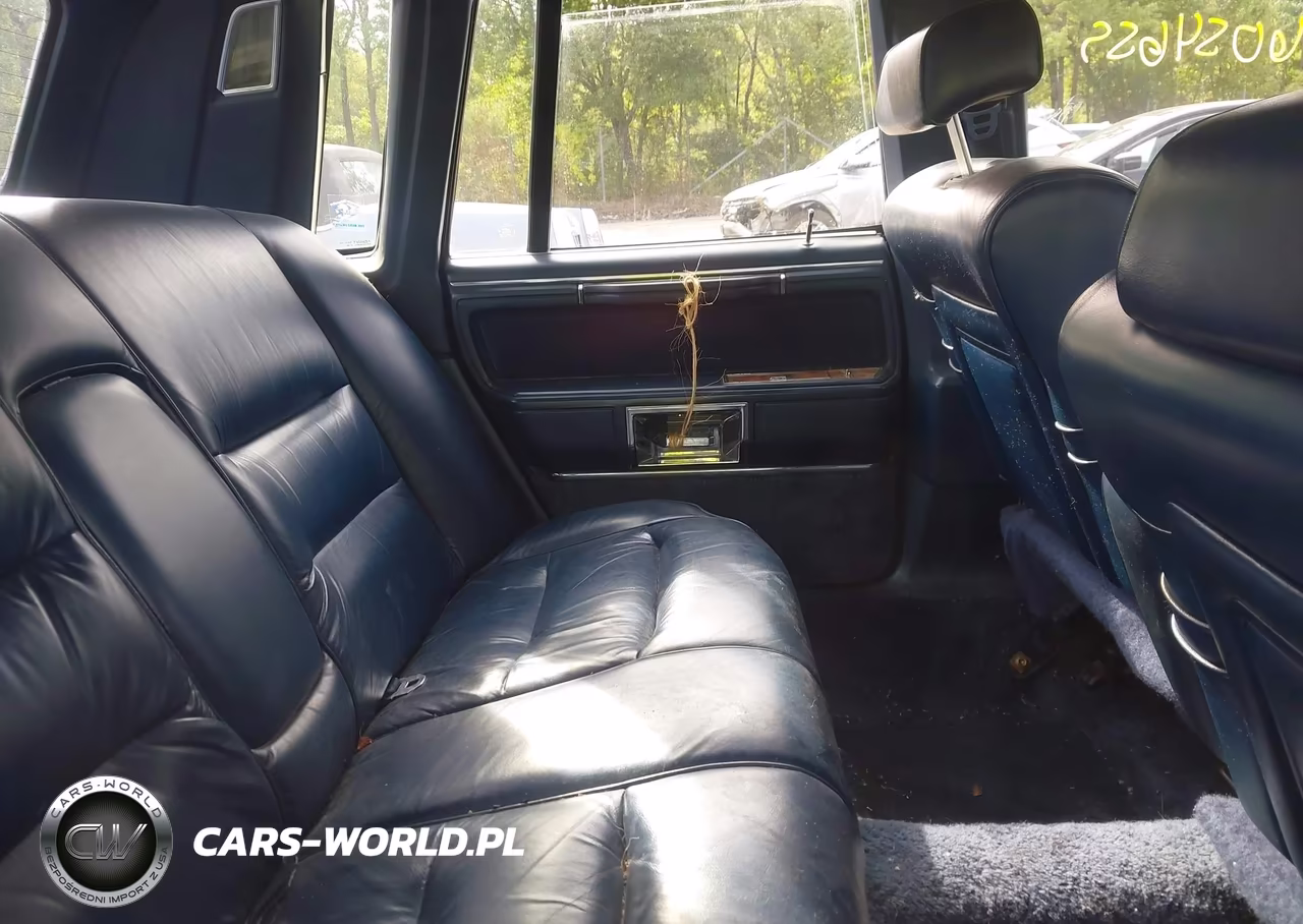 1986 Lincoln Town Car VIN:1LNBP96F2GY616908 - 8