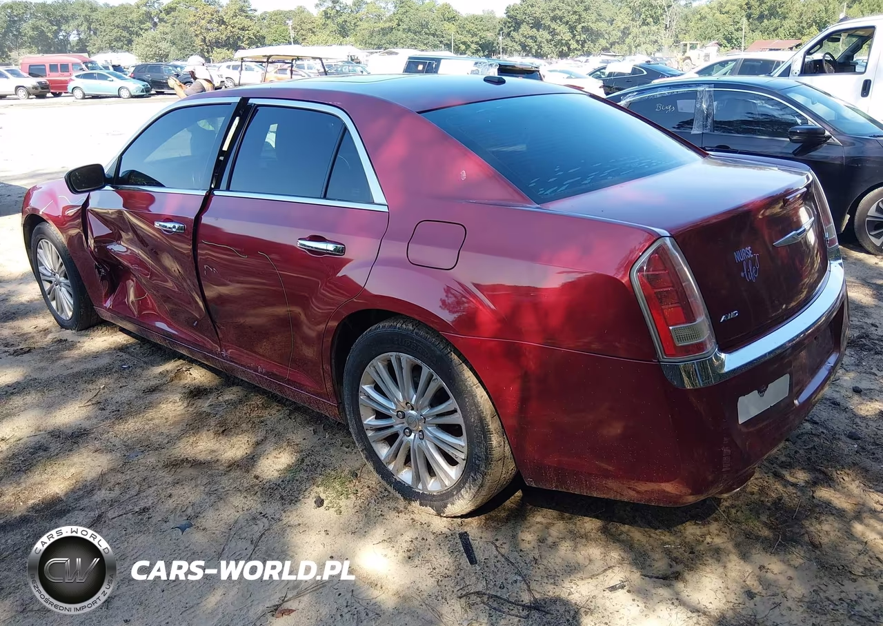 2012 Chrysler 300 Limited VIN:2C3CCAHG4CH184195 - 3