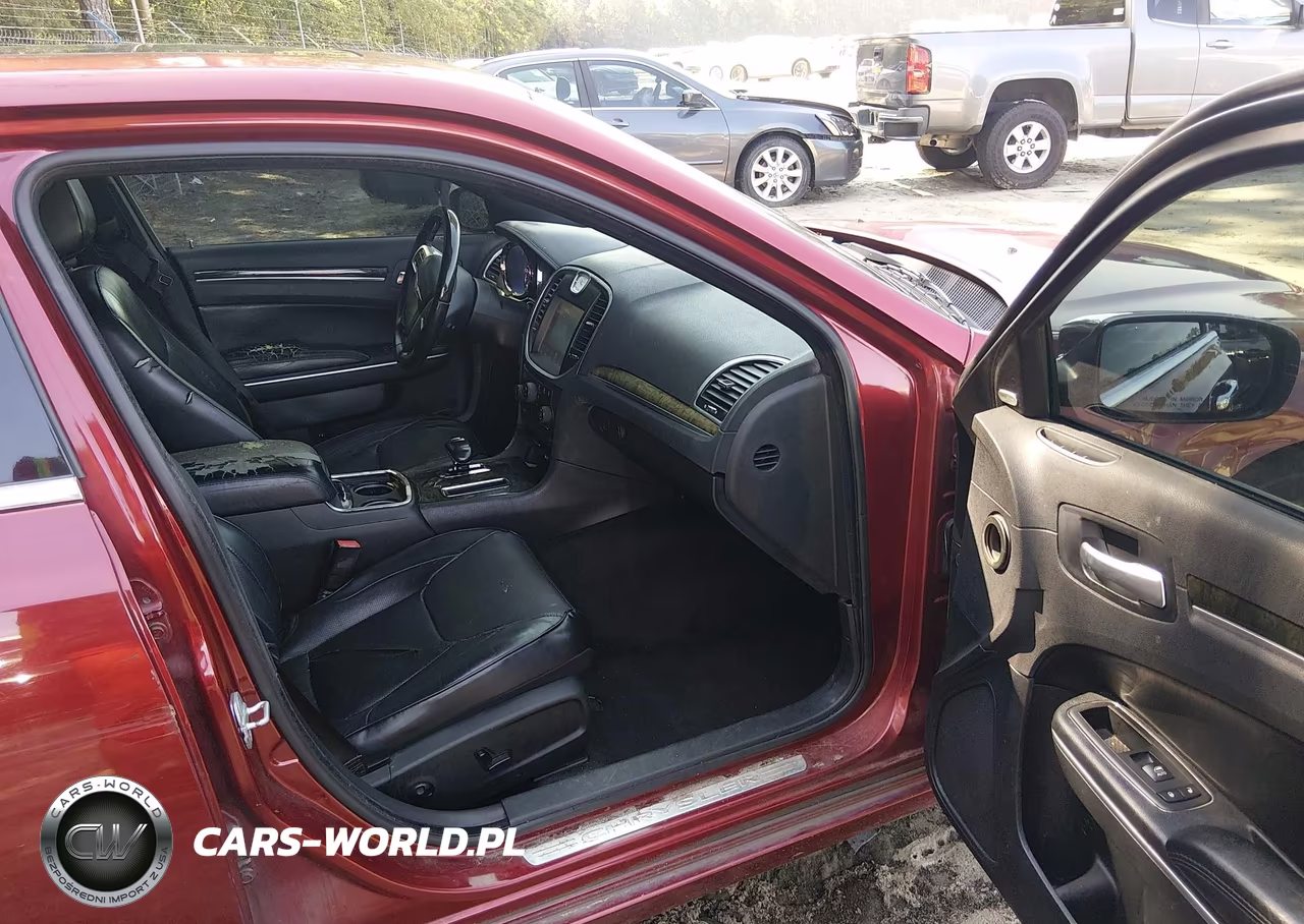 2012 Chrysler 300 Limited VIN:2C3CCAHG4CH184195 - 5